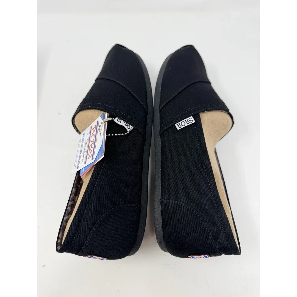 Skechers Bobs Women's Slip-On Shoe Plush Peace And Love Size 10 Wide Black Flats
